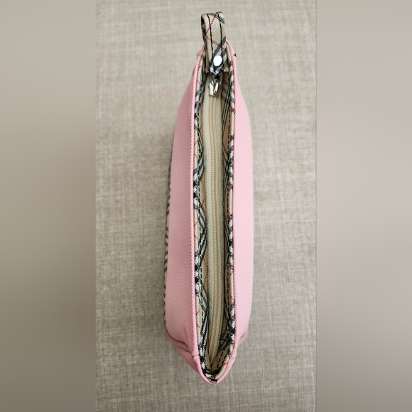 ⚡️Like NEW!!⚡️Burberry Nova Check Trimmed Cosmetic Pouch/clutch! - Picture 13 of 13